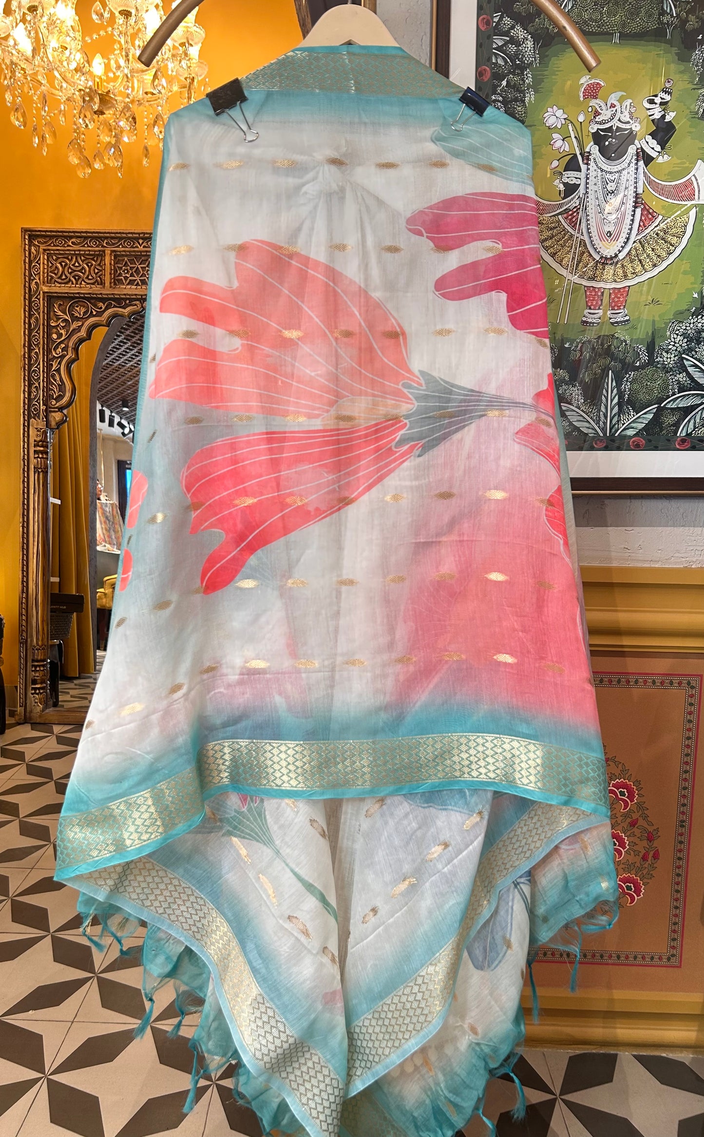 Inaaya Linen Printed Suit