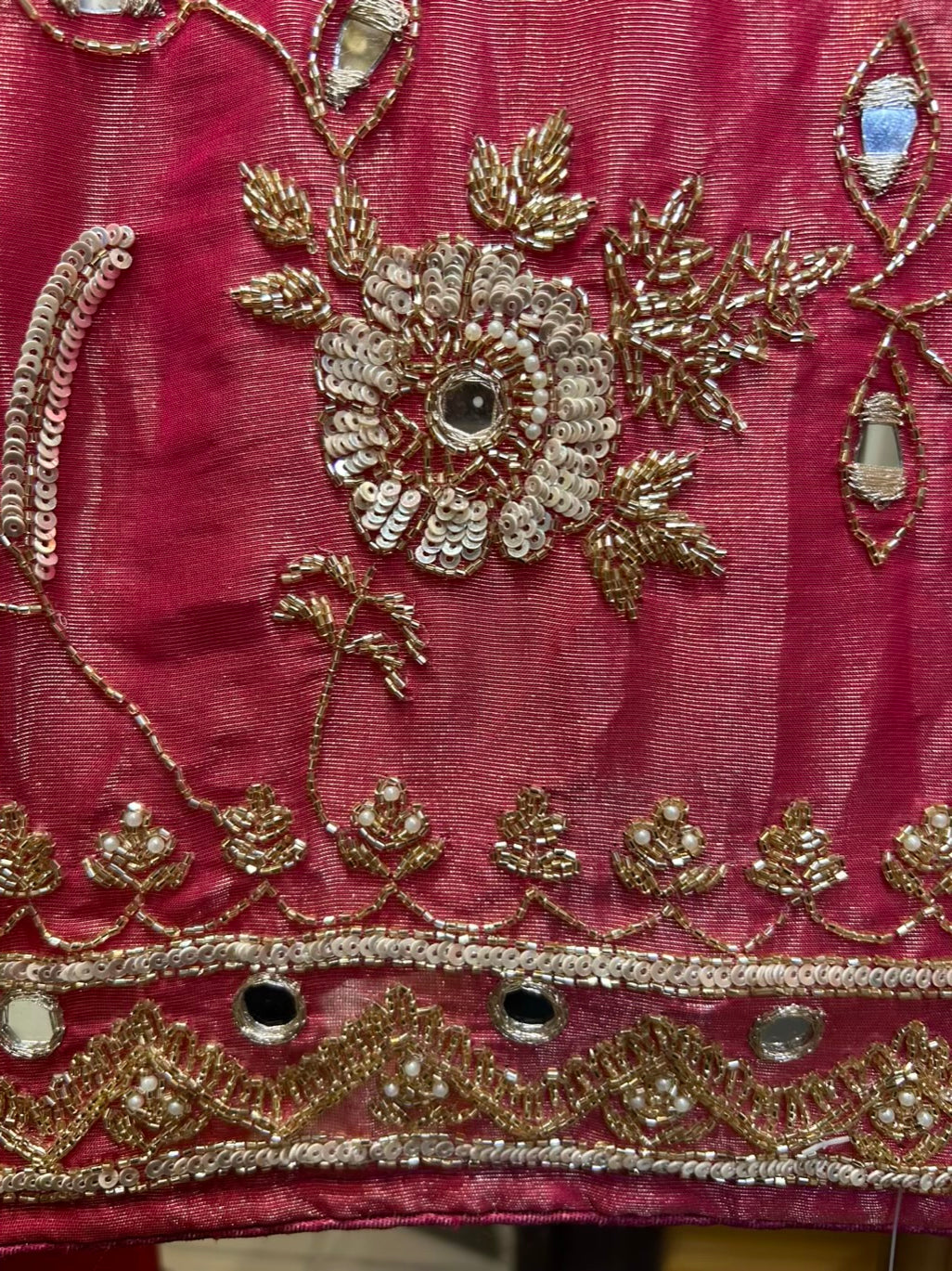 Jahaan-e-Chandni (Magenta)