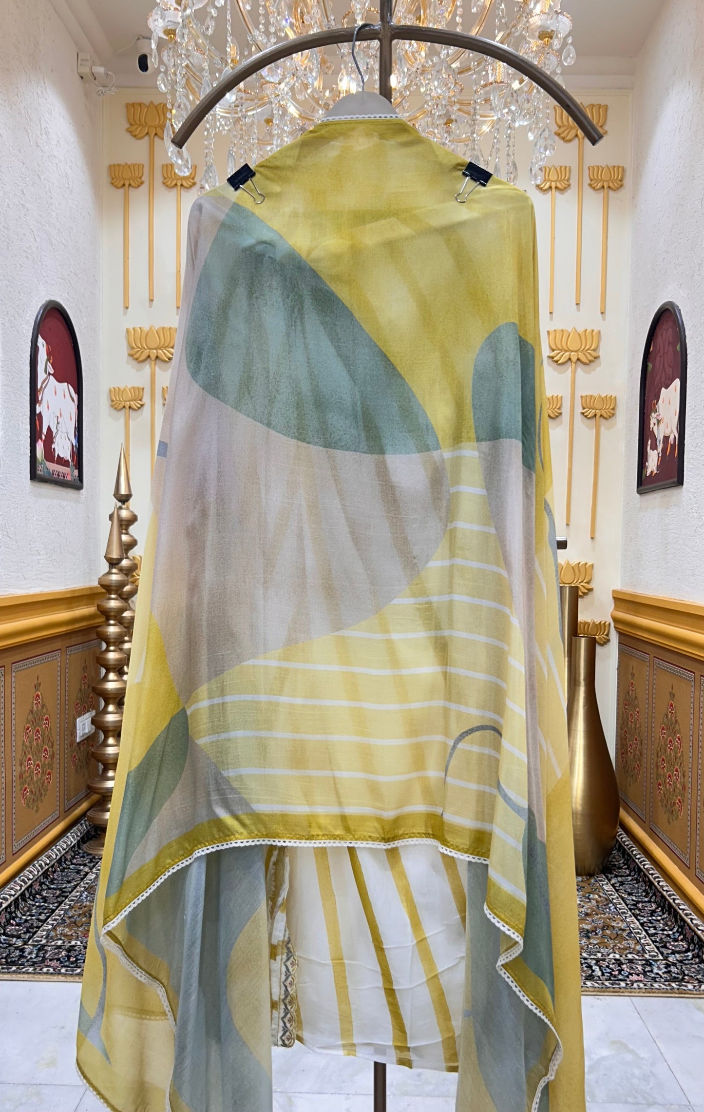 Aafreen Mul Chanderi Suit (Yellow)