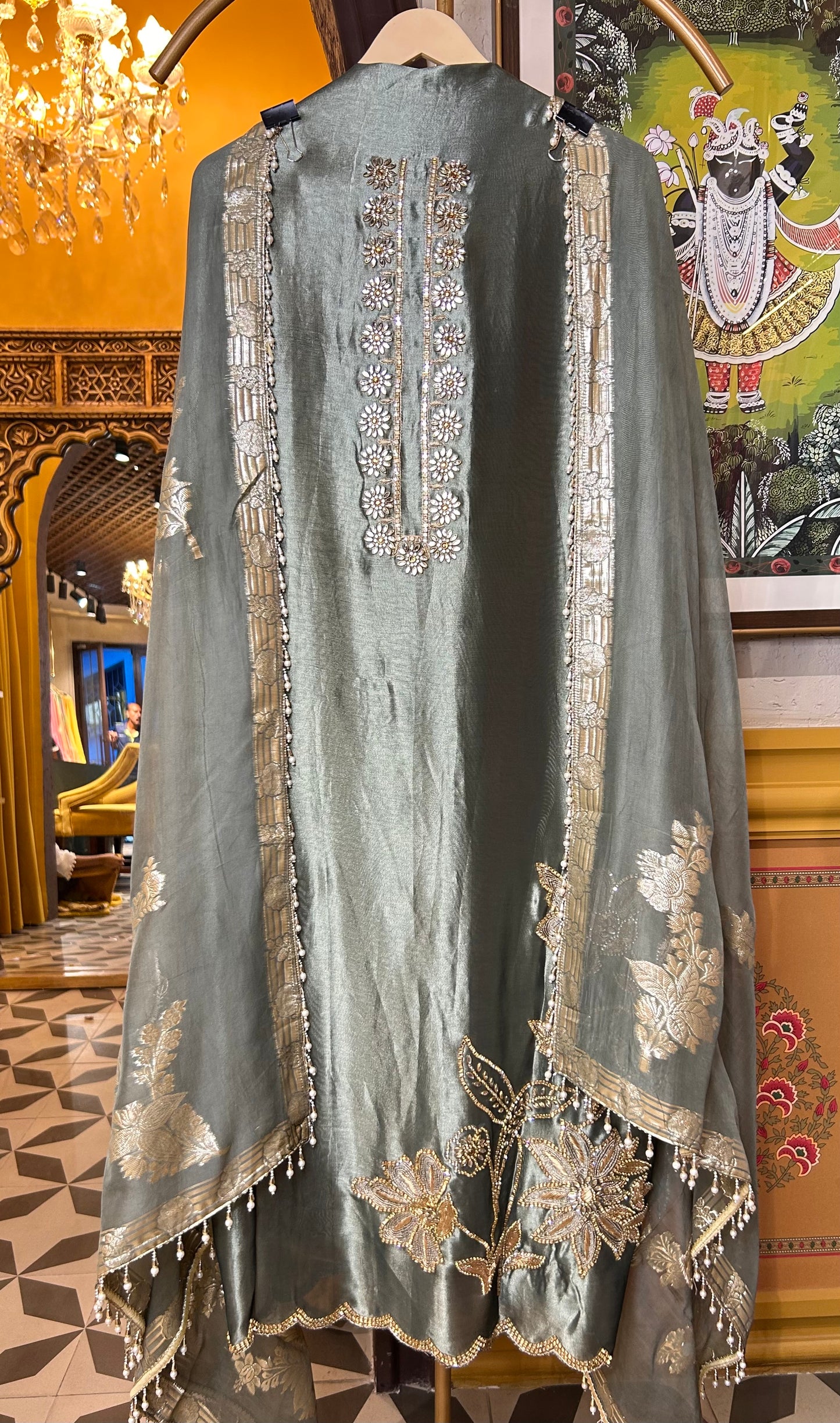 Noor-e-Taab (Dark Green)