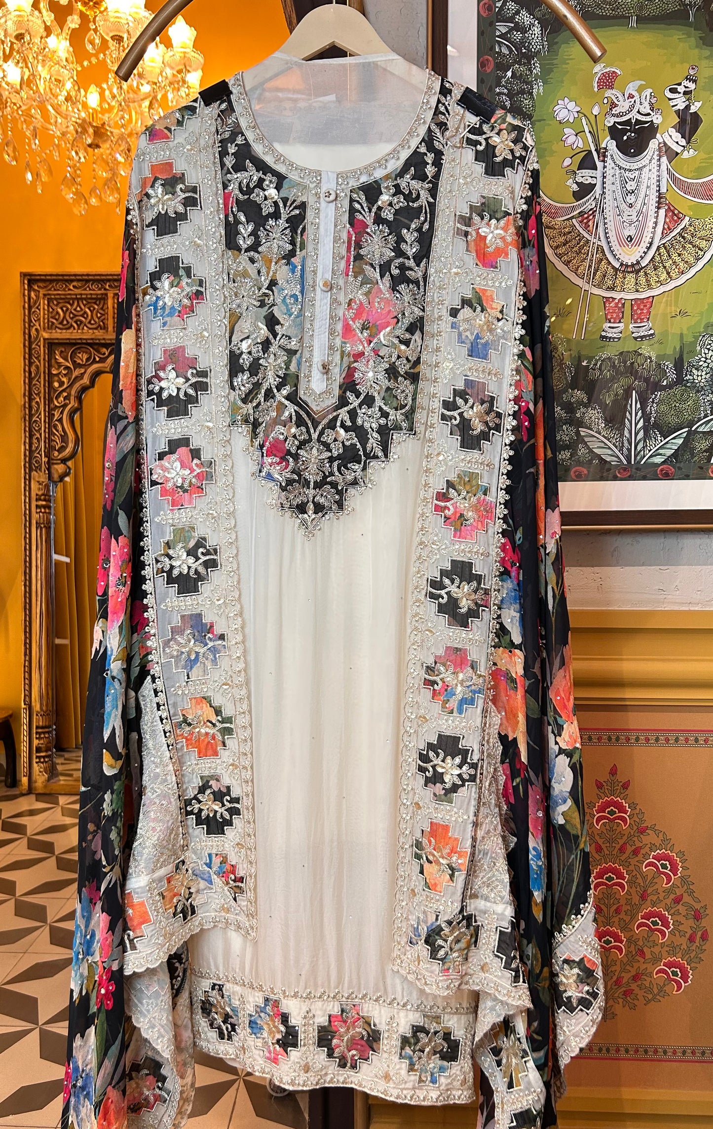 Aafreen Organza Suit (Ivory)