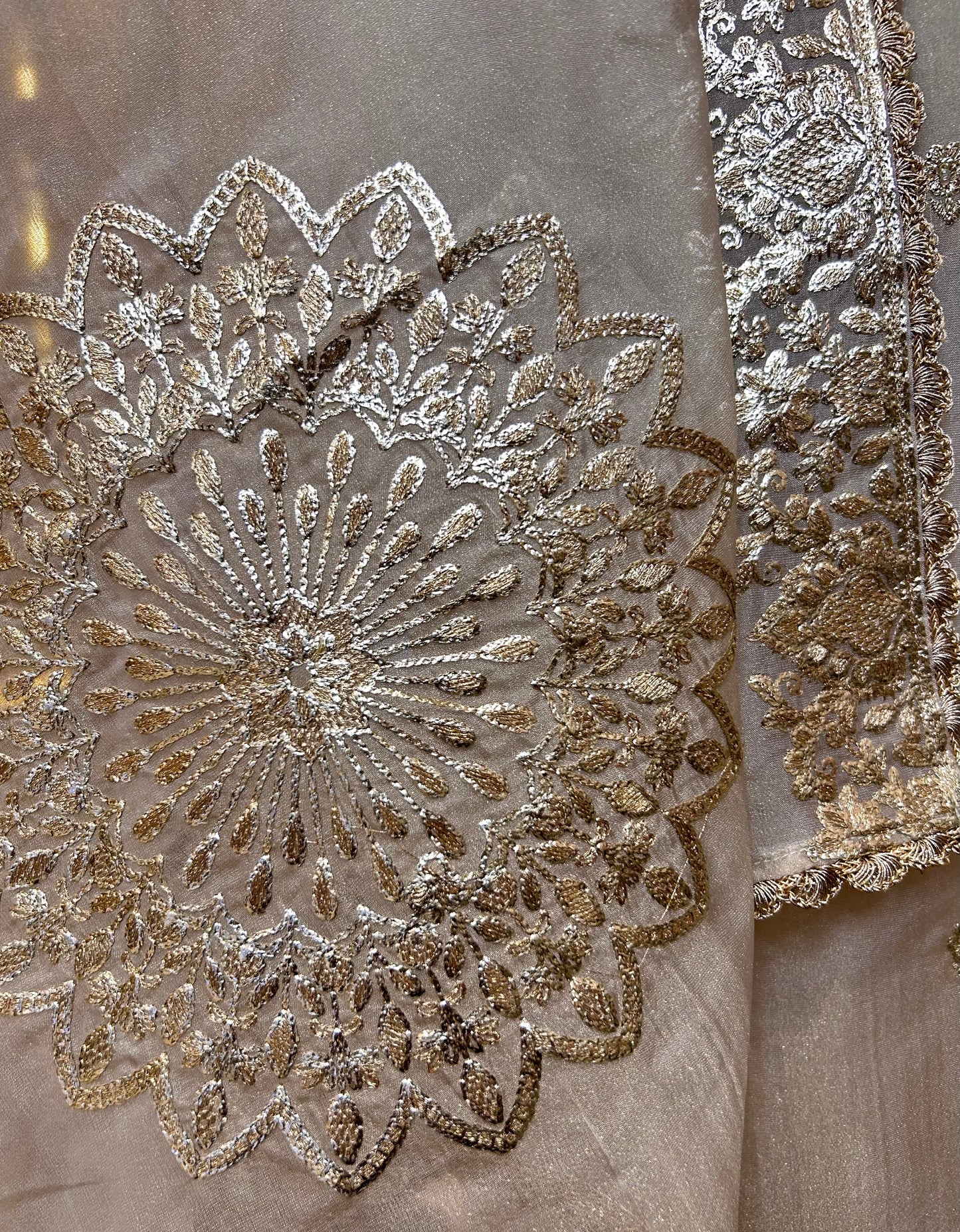 Ethereal glow Organza suit(Grey)