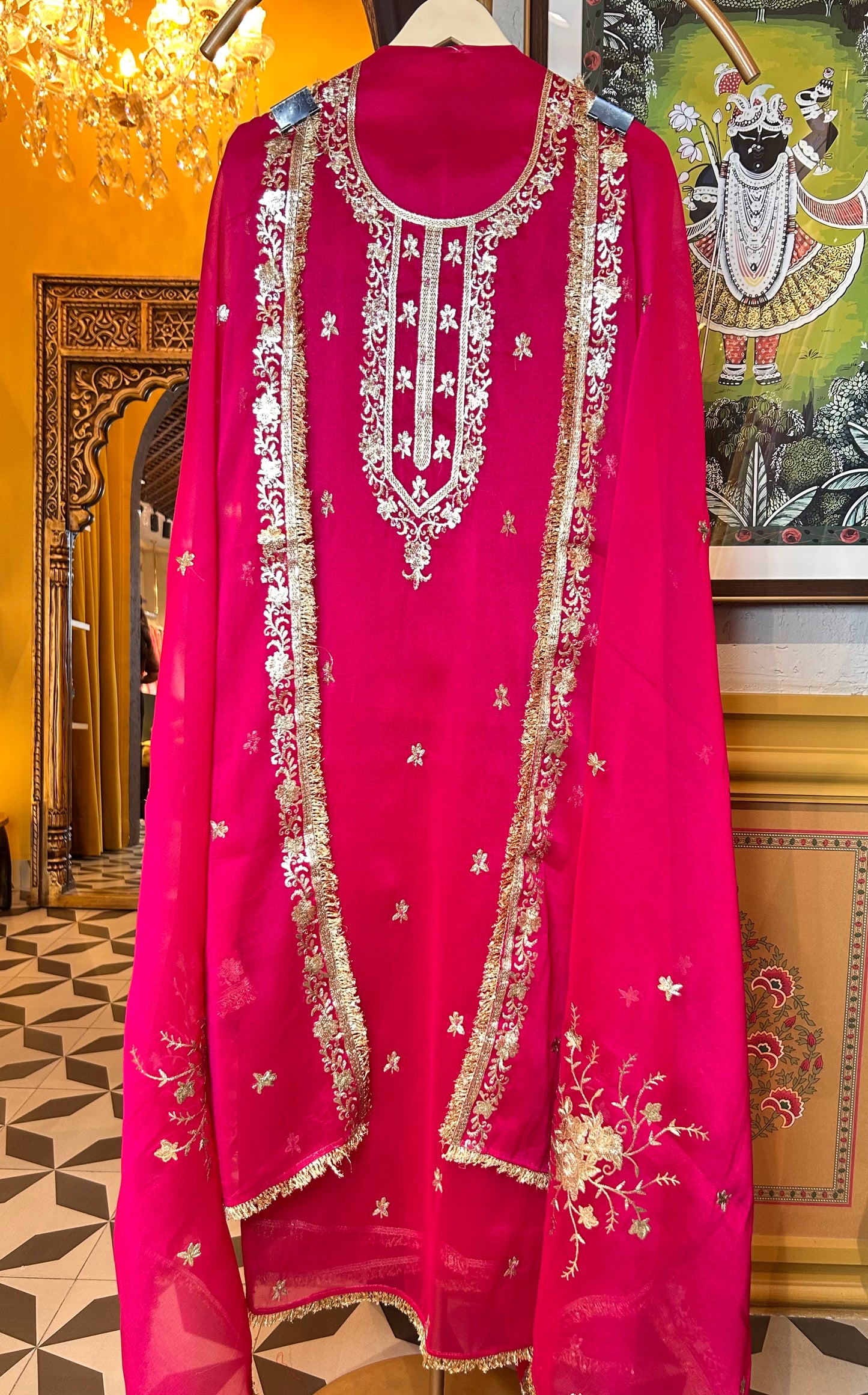 Naaz-a-Noor Organza Suit(Magenta)
