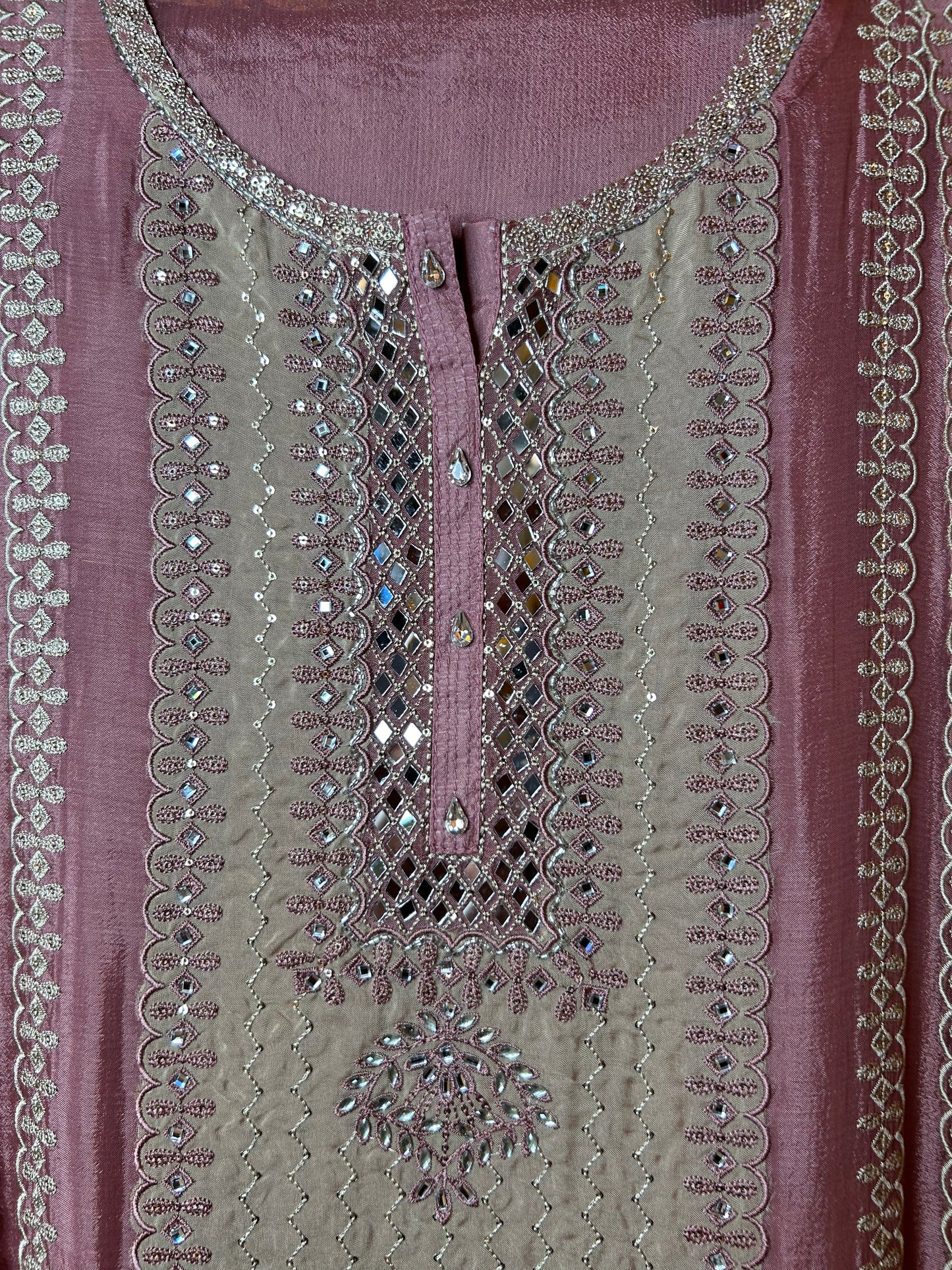 Falak Chinnon suit(Pink)