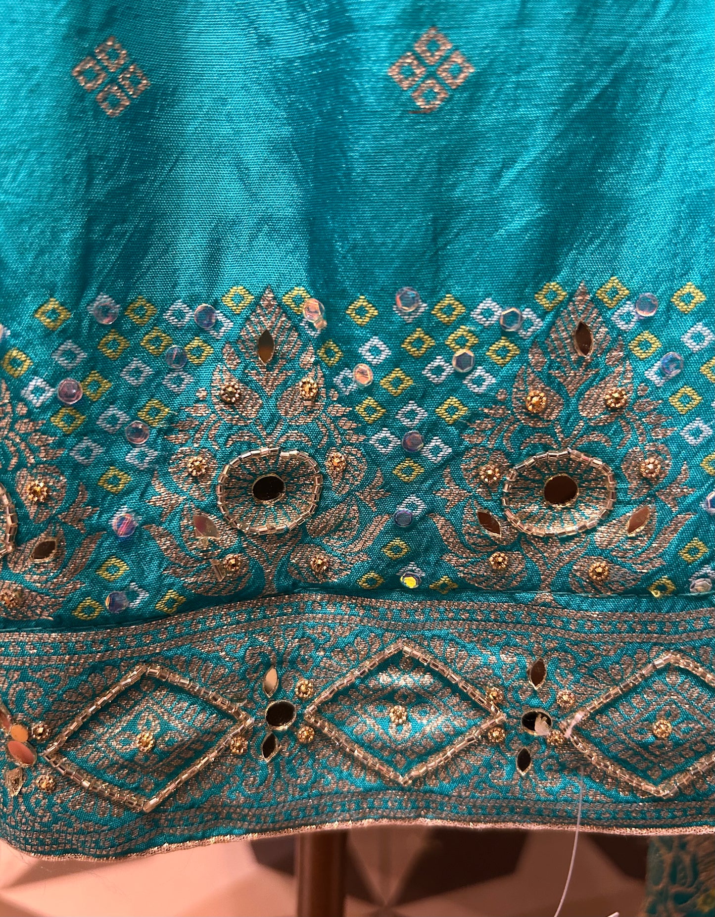 Nazakat in Banarasi Muslin suit(Blue)