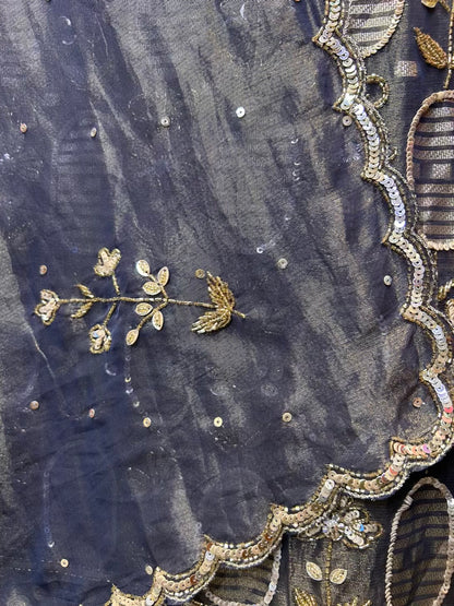 Eimaan-é-Noor (Blue)