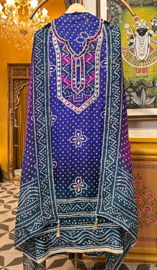 Noorain-é-Bandhej Suit (Blue)