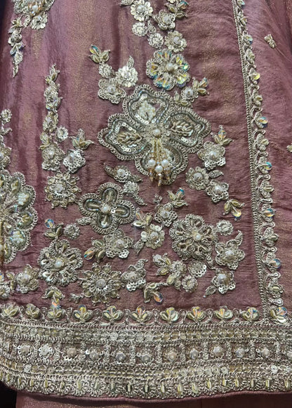 Noorvella Banarasi Grace Set