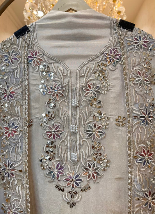 Arezya Aaina Élan Suit (Ivory)