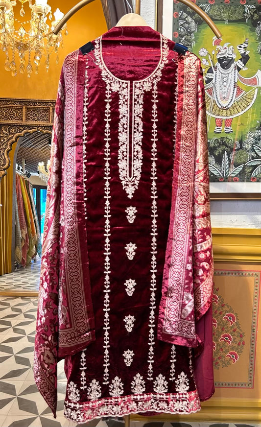 Zarfeen Velvet Suit (Red)