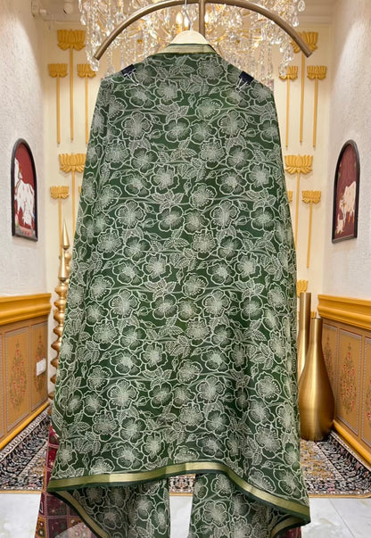 Vasundhara Patola Loom Suit (Green)