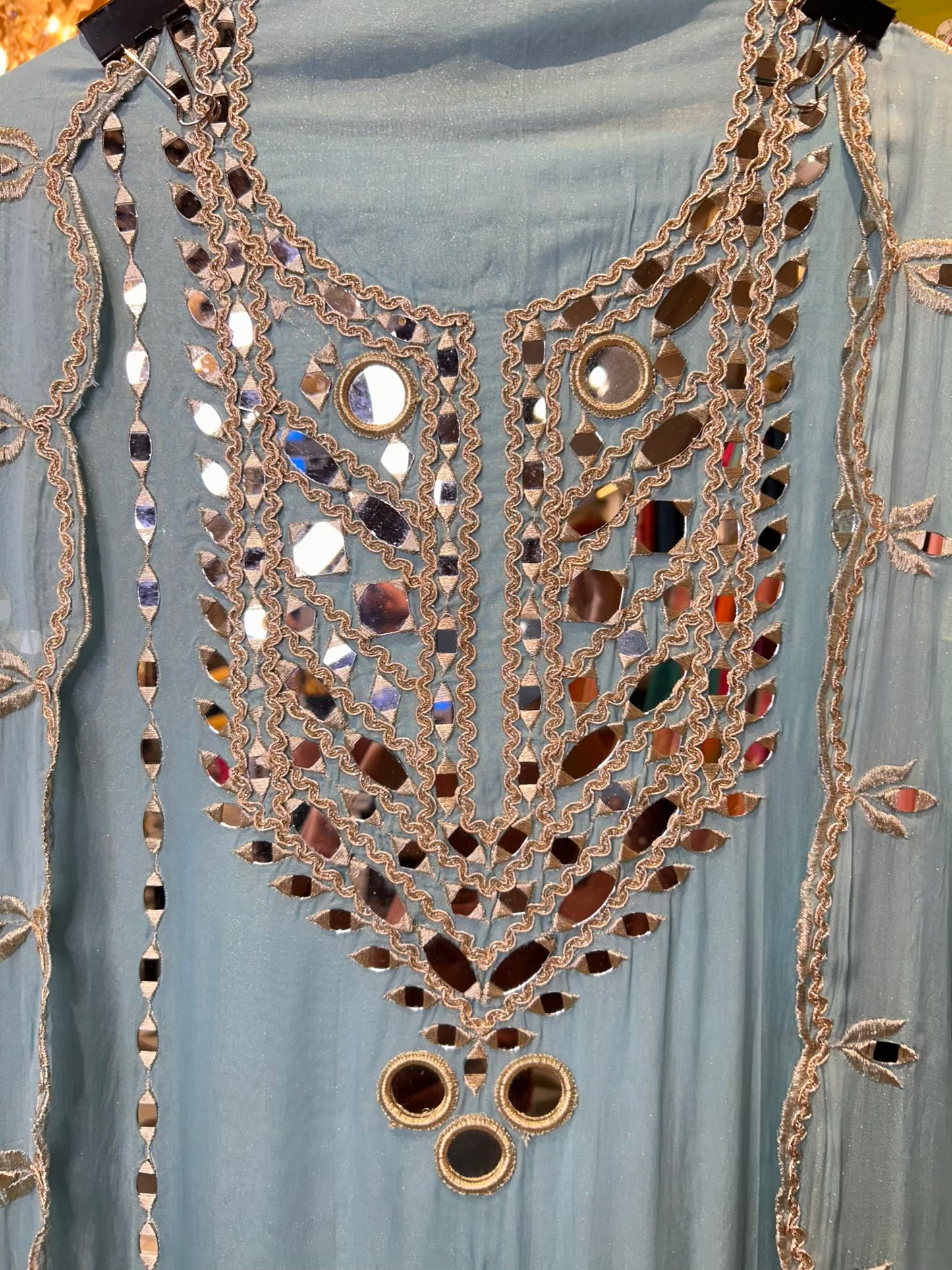 Chamakte Naqsh Suit (Blue)