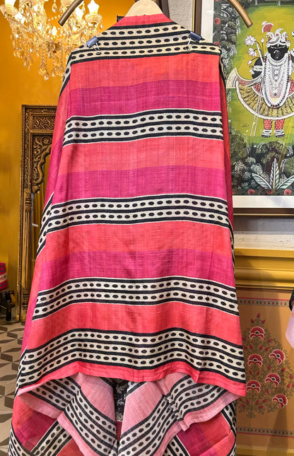Husn-e-Rangrez (Black & Pink)