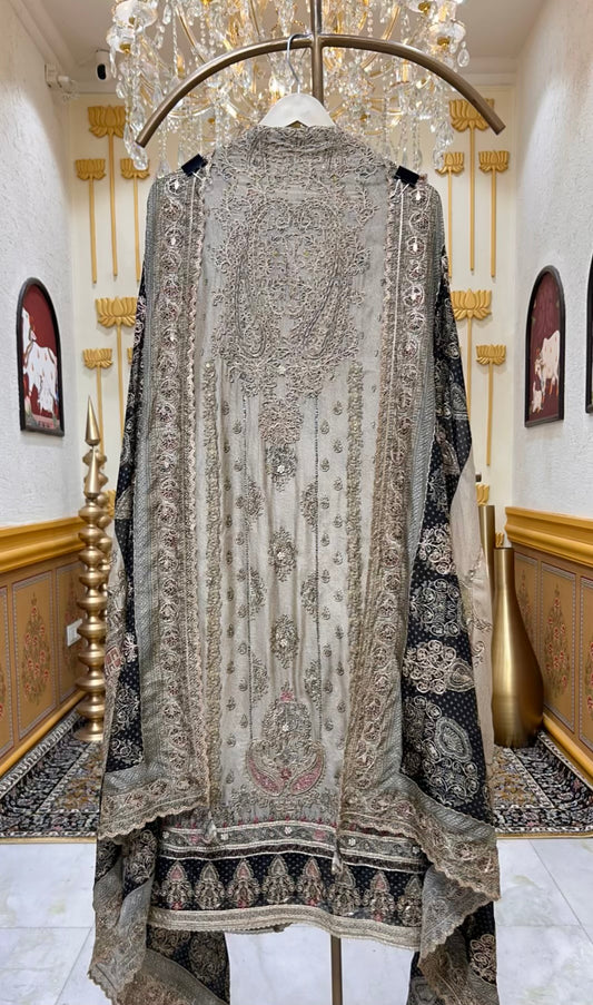 Ishmira Zari Flow Suit (Beige)