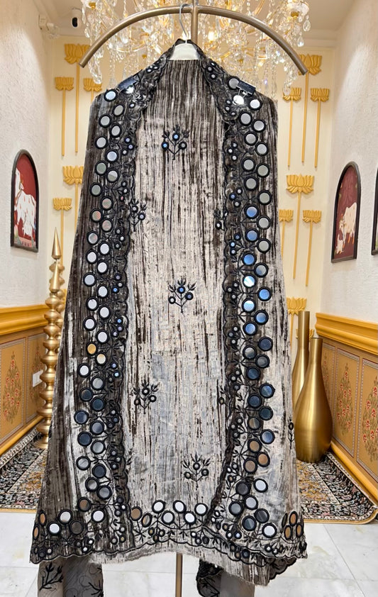 Mehrveen Crush Velvet Royale Suit (Brown)