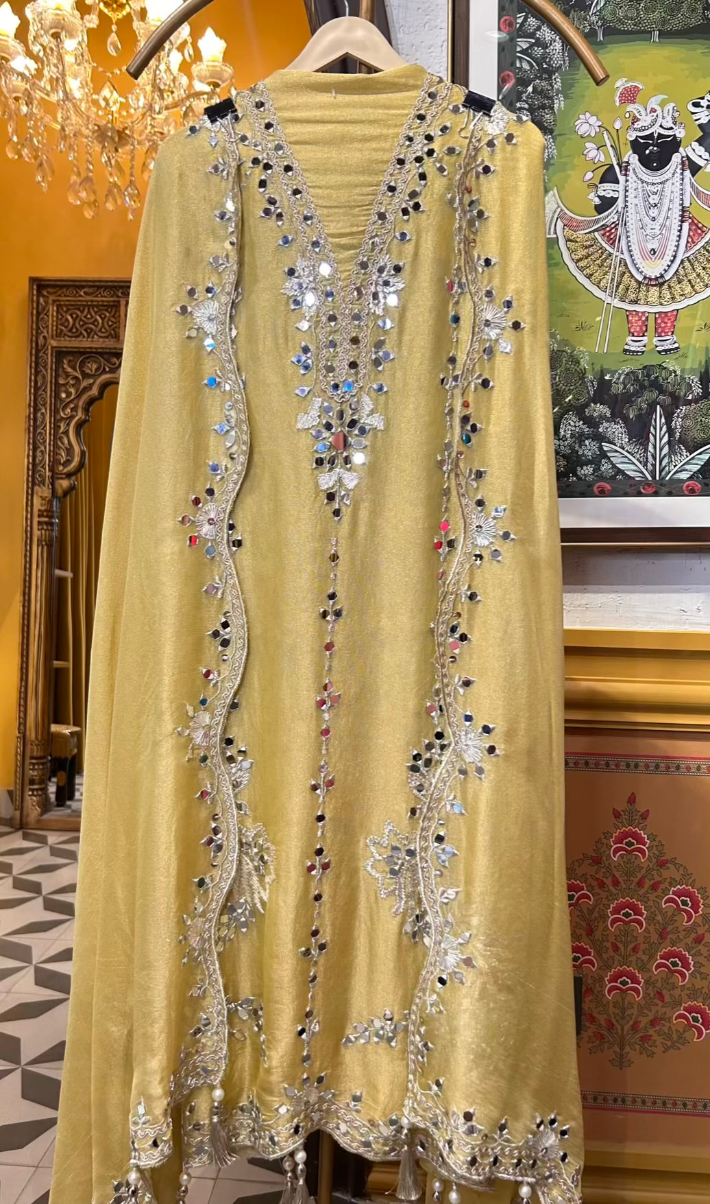 Mehzeen-é-Noor (Yellow)