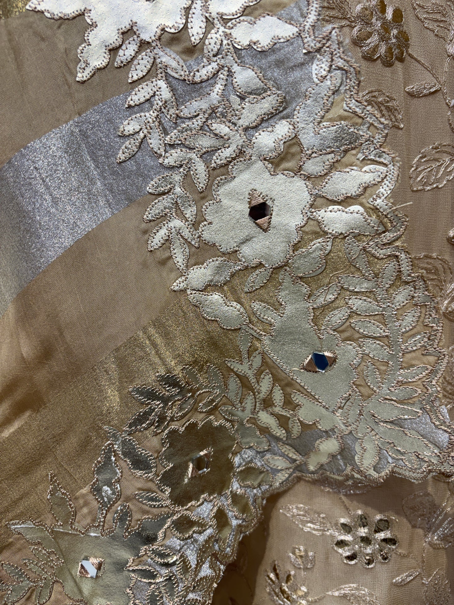 Naqsh Noor Suit
