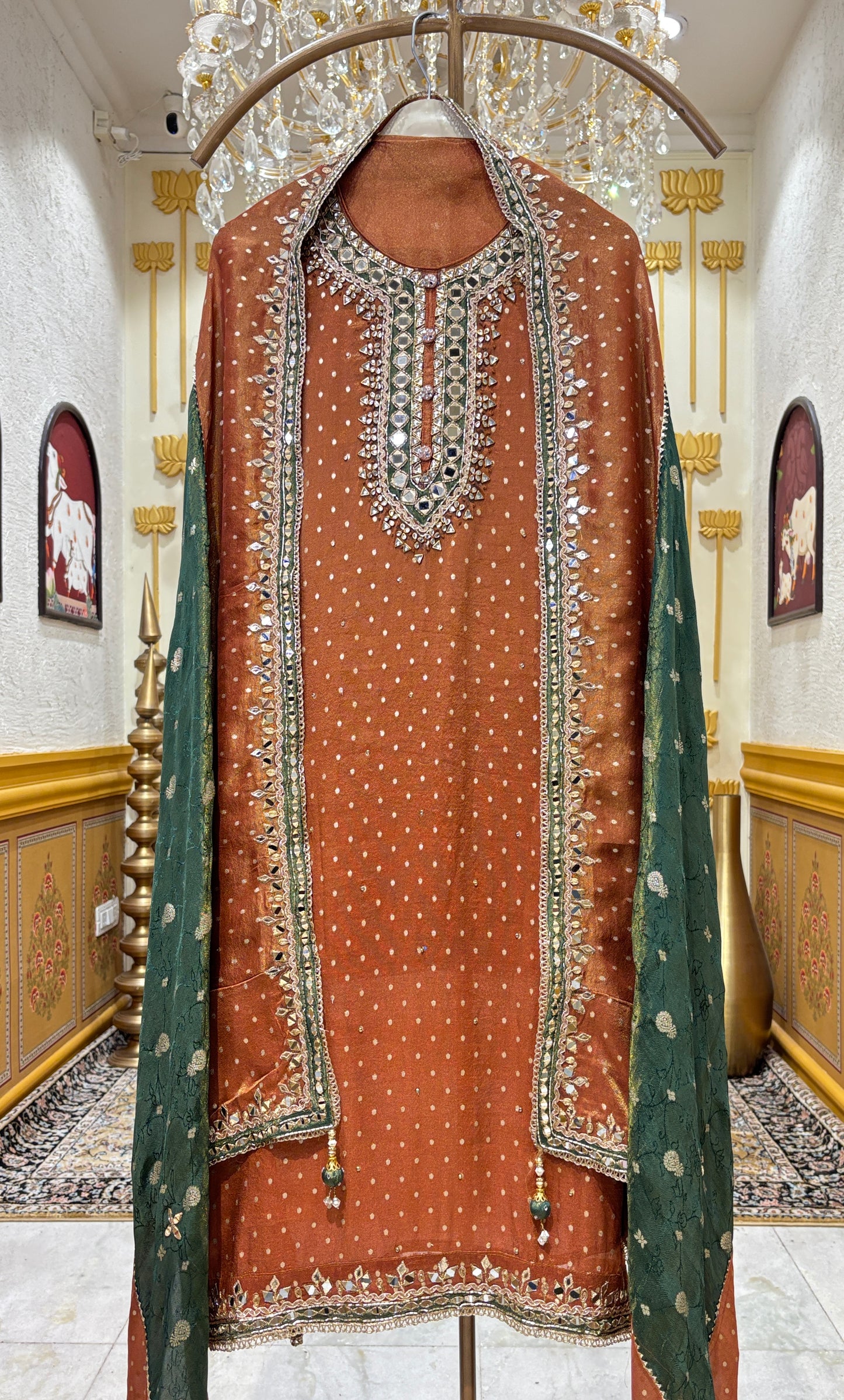 Noor-e-Zar Kundan Suit