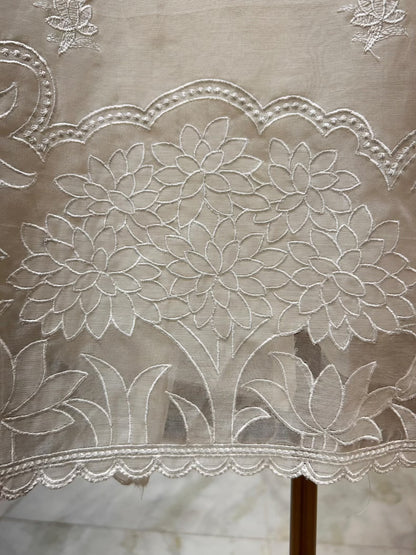 Elira Appliqué Loom Suit (Ivory 2)