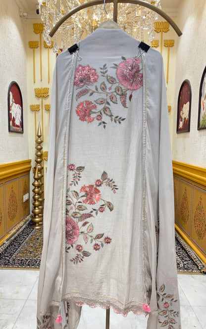 Veda Linen Zari Suit