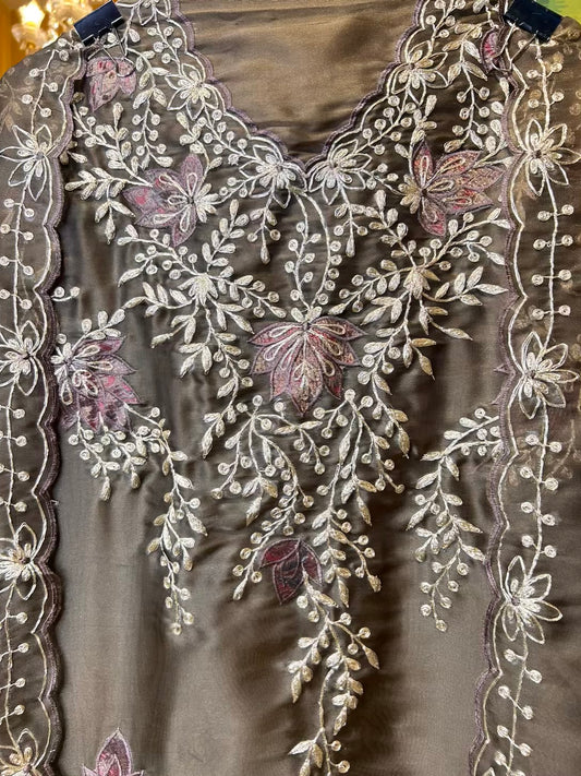 Tavira Organza Suit (Brown)