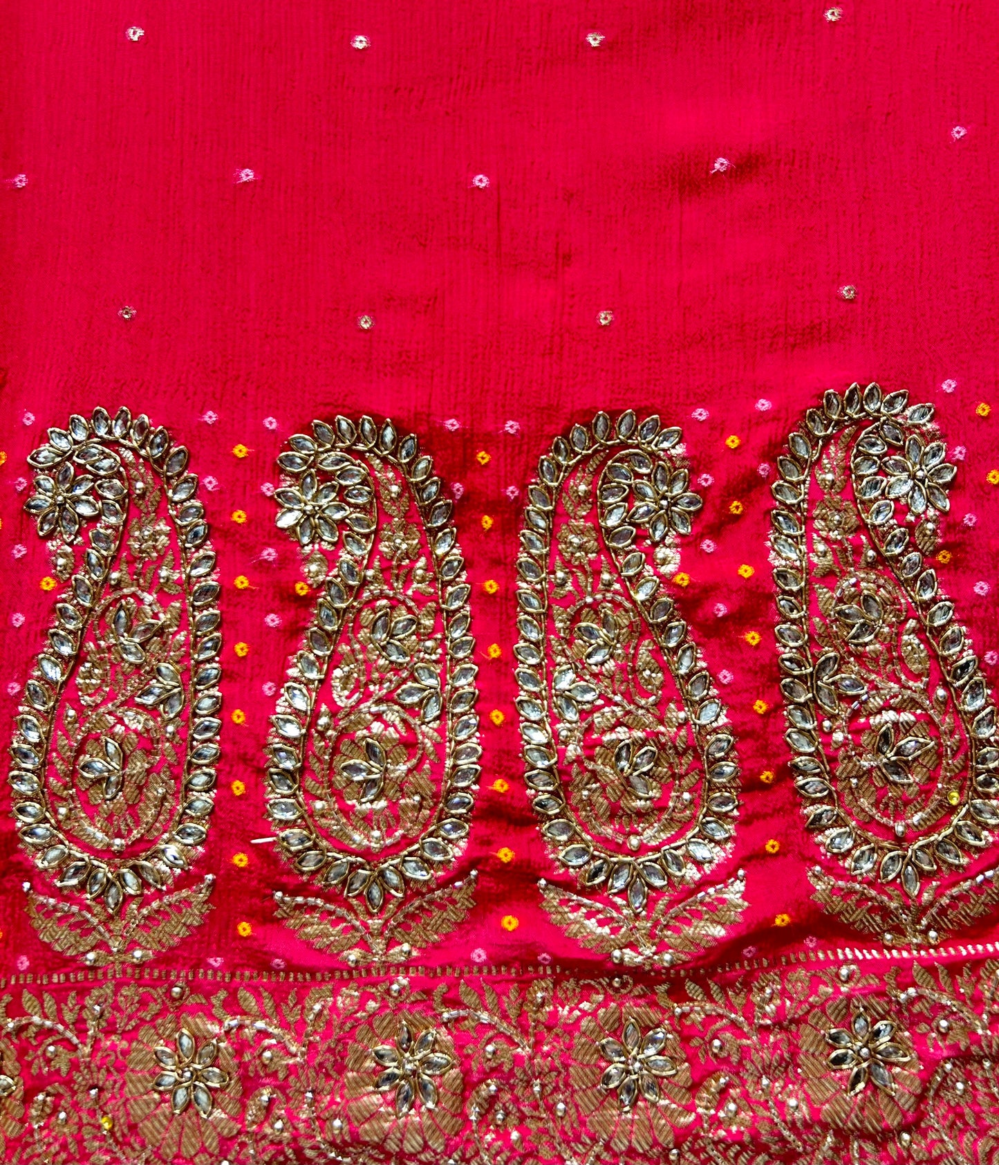 Zareva Bandhani Suit