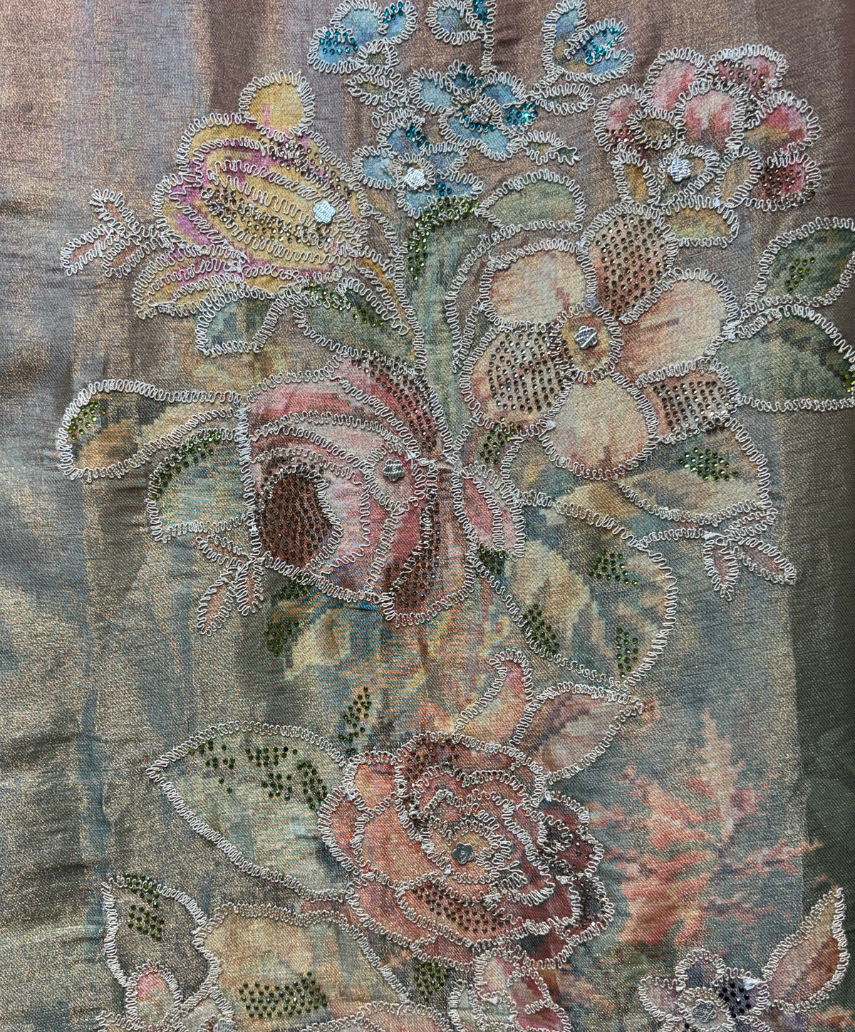 Taarushi Shimmer Suit