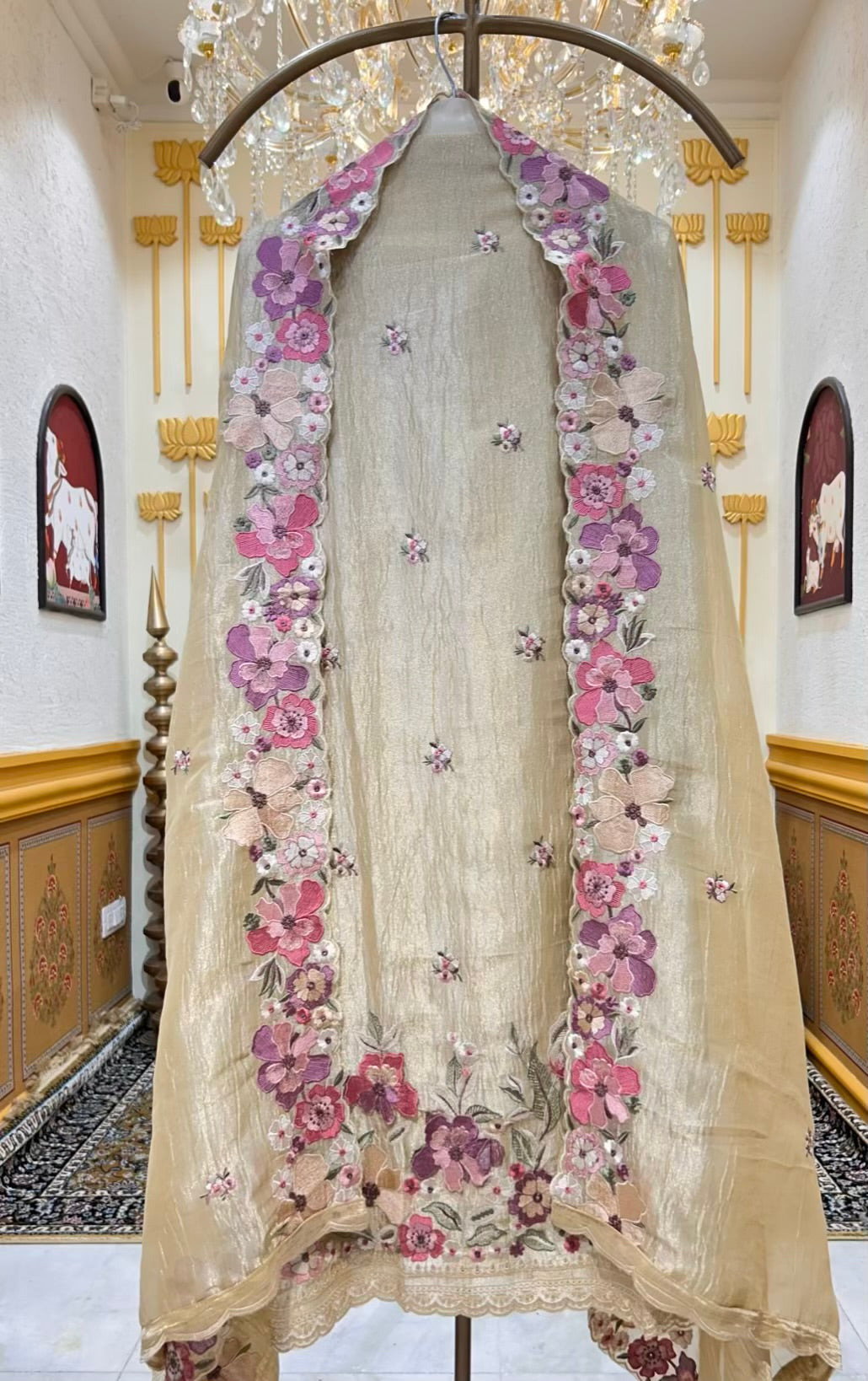 Navya Thread Crush Tissue Suit