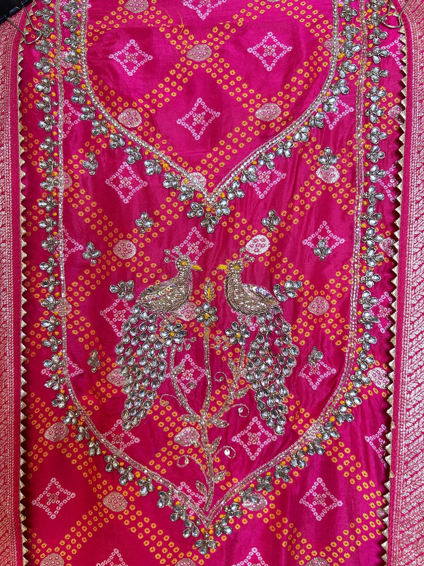 Raangiyaa Banarasi Suit