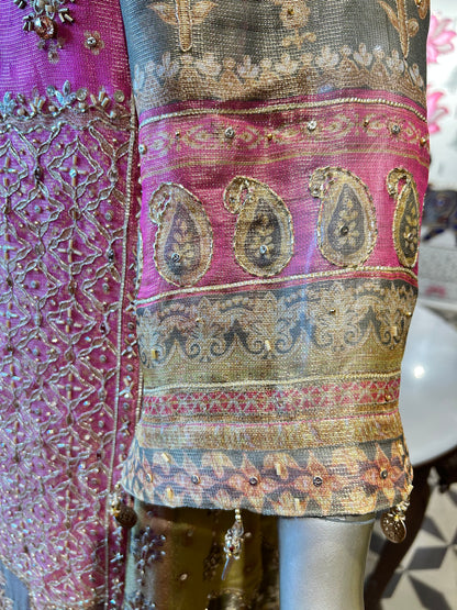 Zareenah Anarkali Set