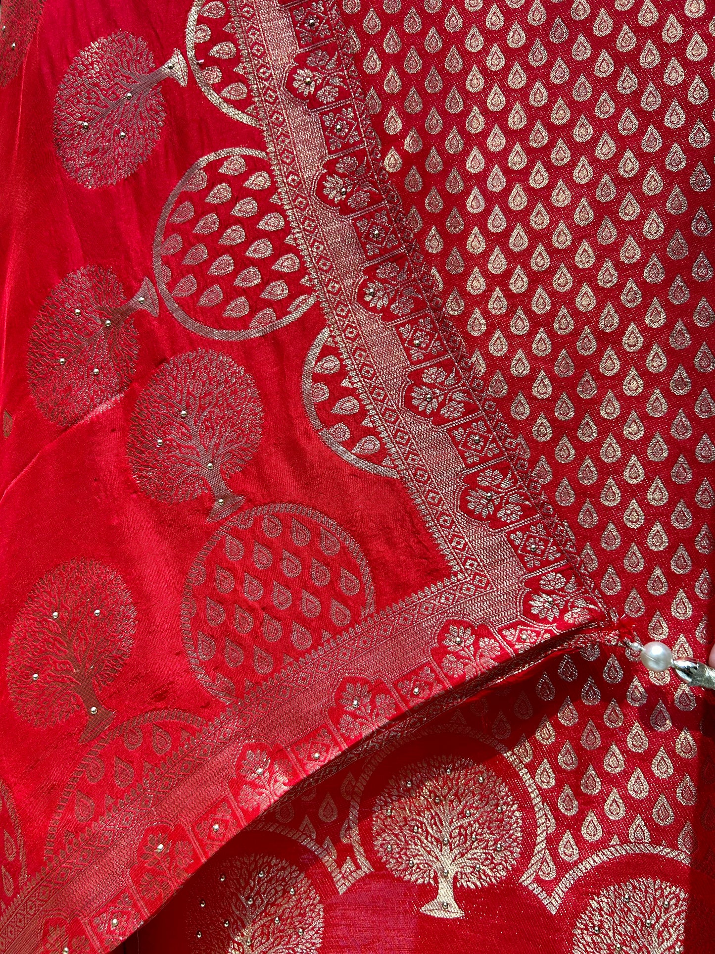 Riwaayat Banaras Suit