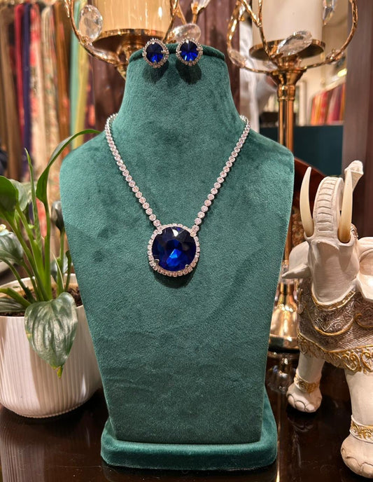 Nooraya Crystal Halo Set (Blue)