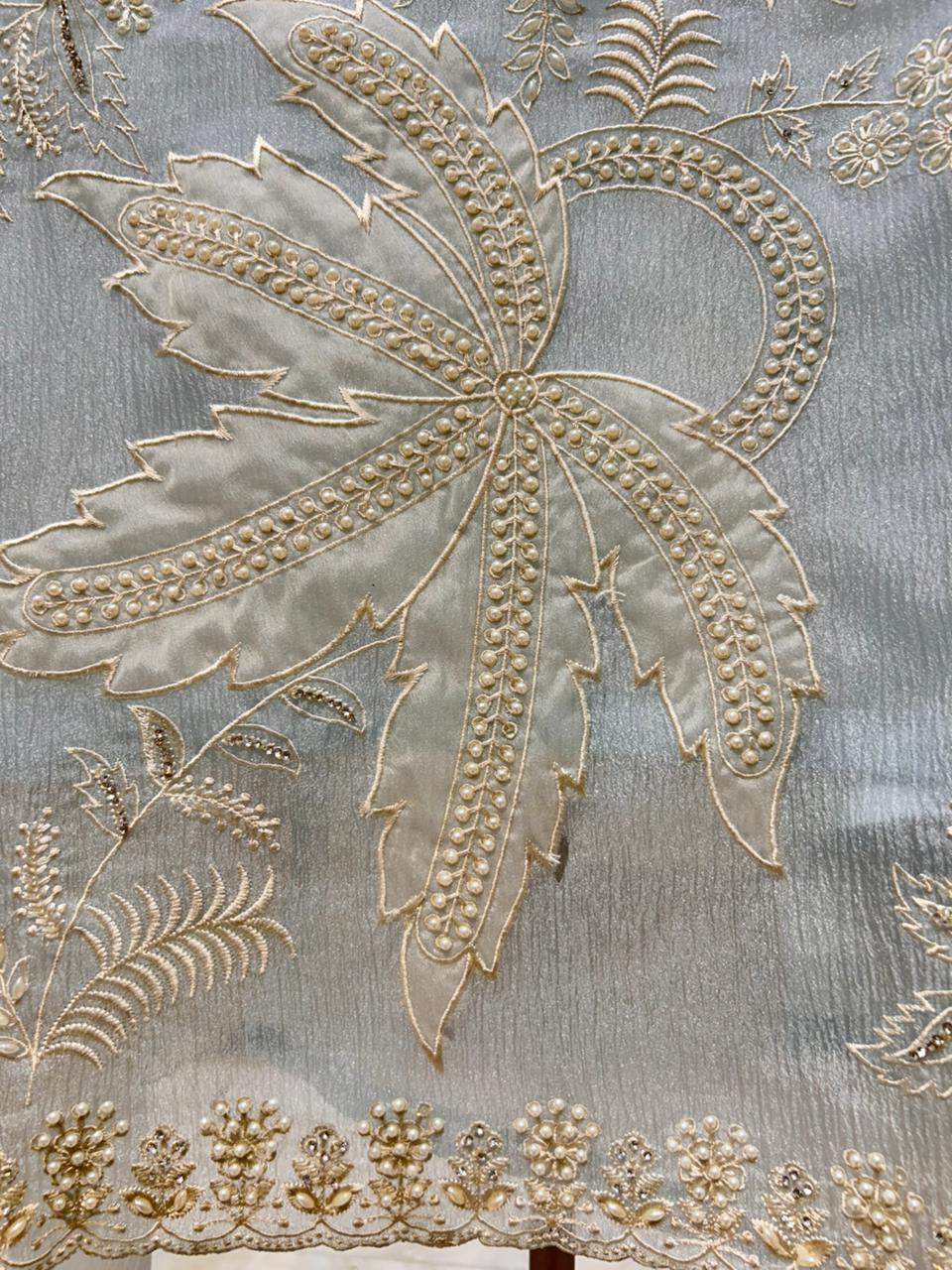 Mehrzeen Appliqué Tissue Suit