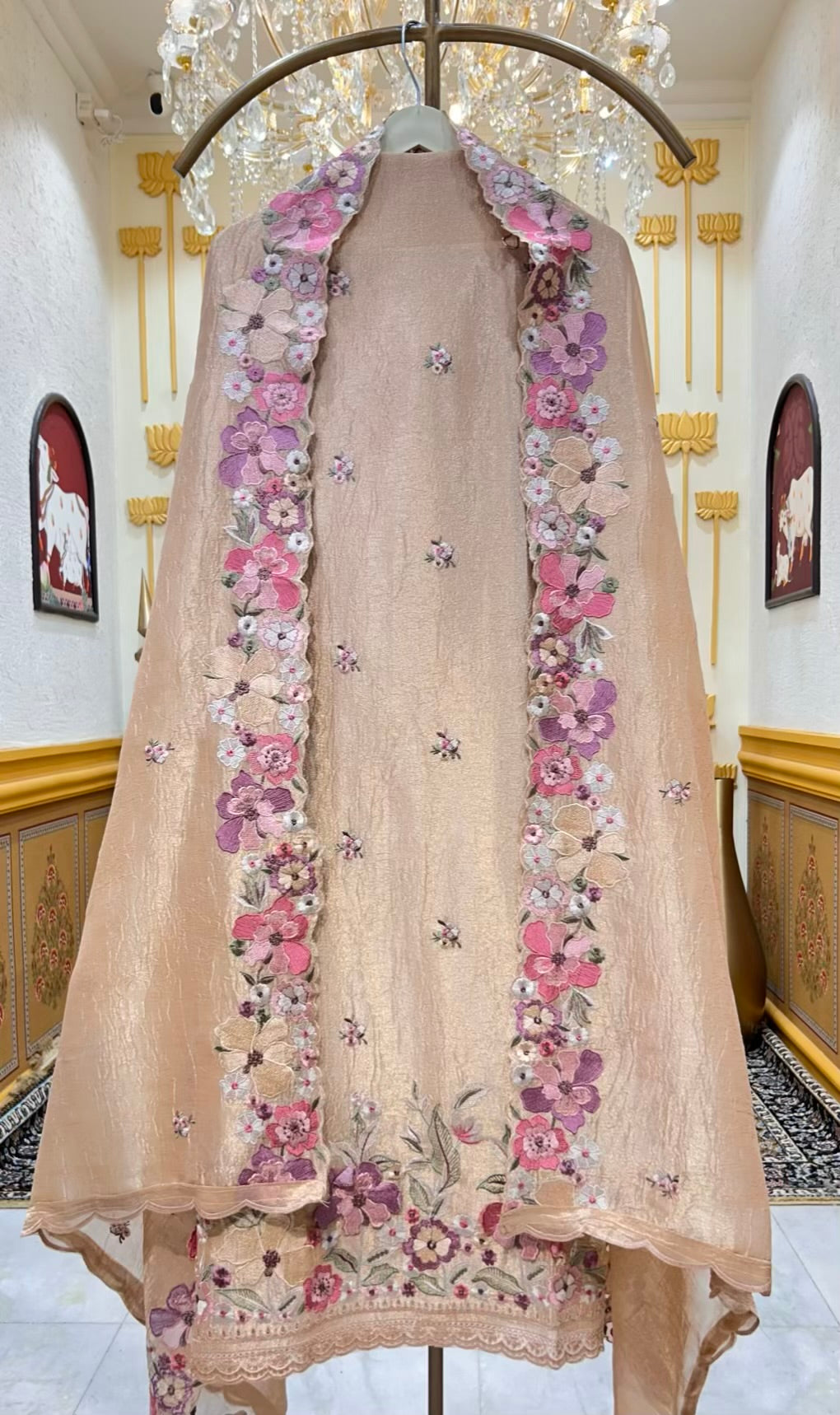 Navya Thread Crush Tissue Suit