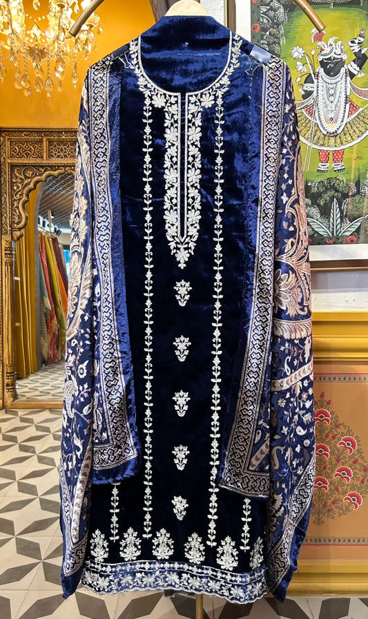 Zarfeen Velvet Suit (Blue)