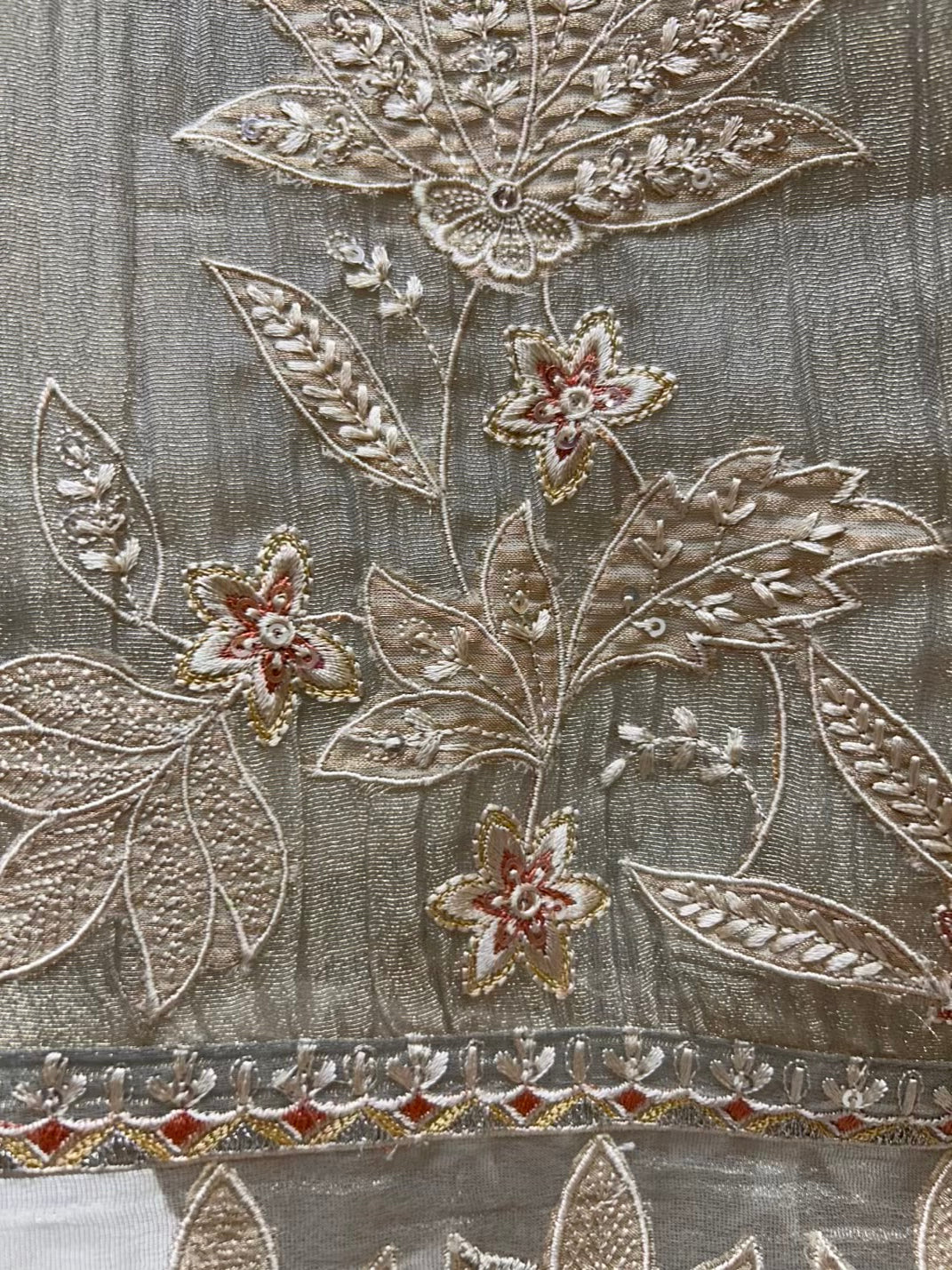 Eshira Appliqué Glow Suit (Pista Green)