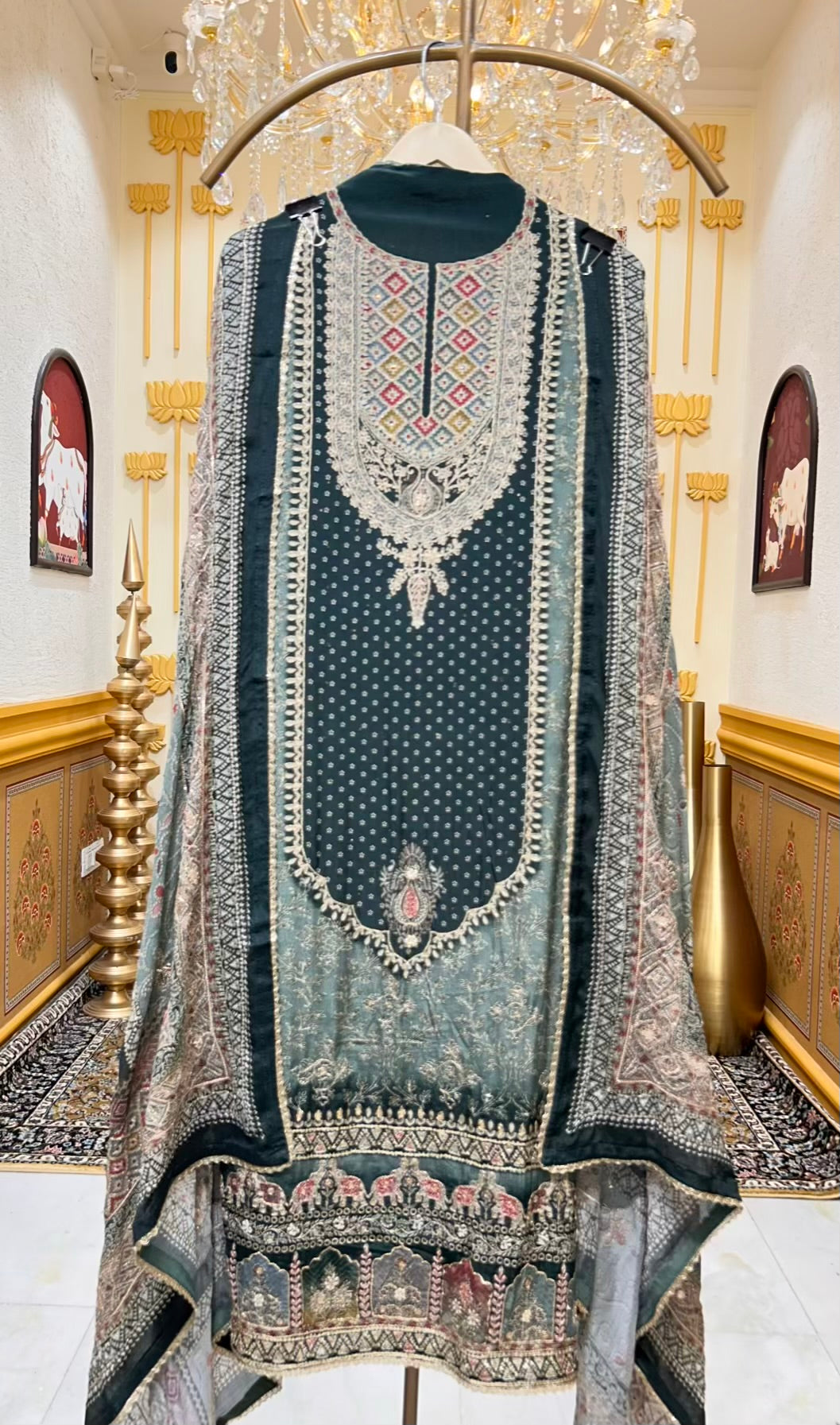 Zareenah Zari Flow Suit (Mehendi Green)