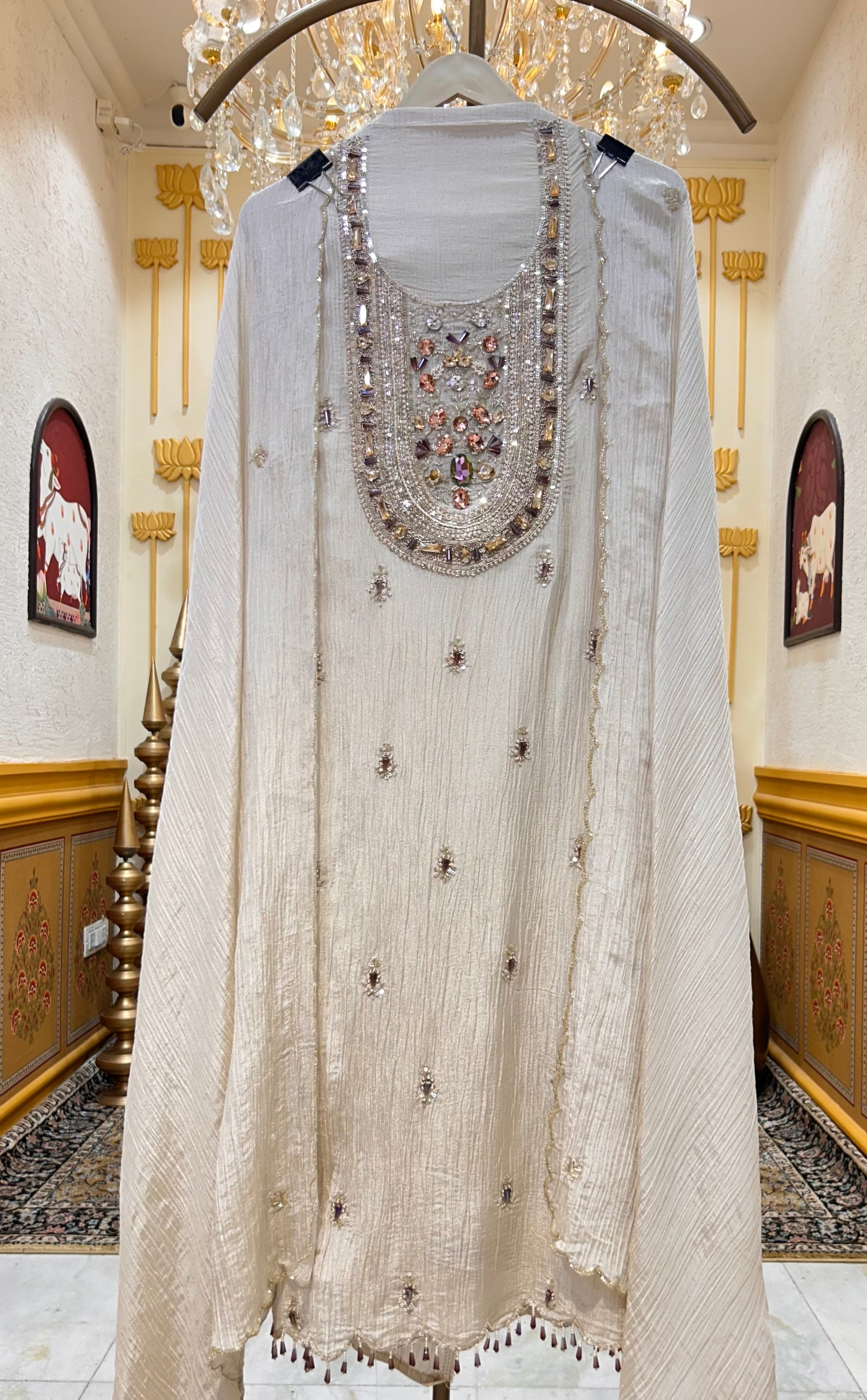 Raivya Tissue Suit