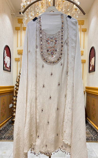 Raivya Tissue Suit