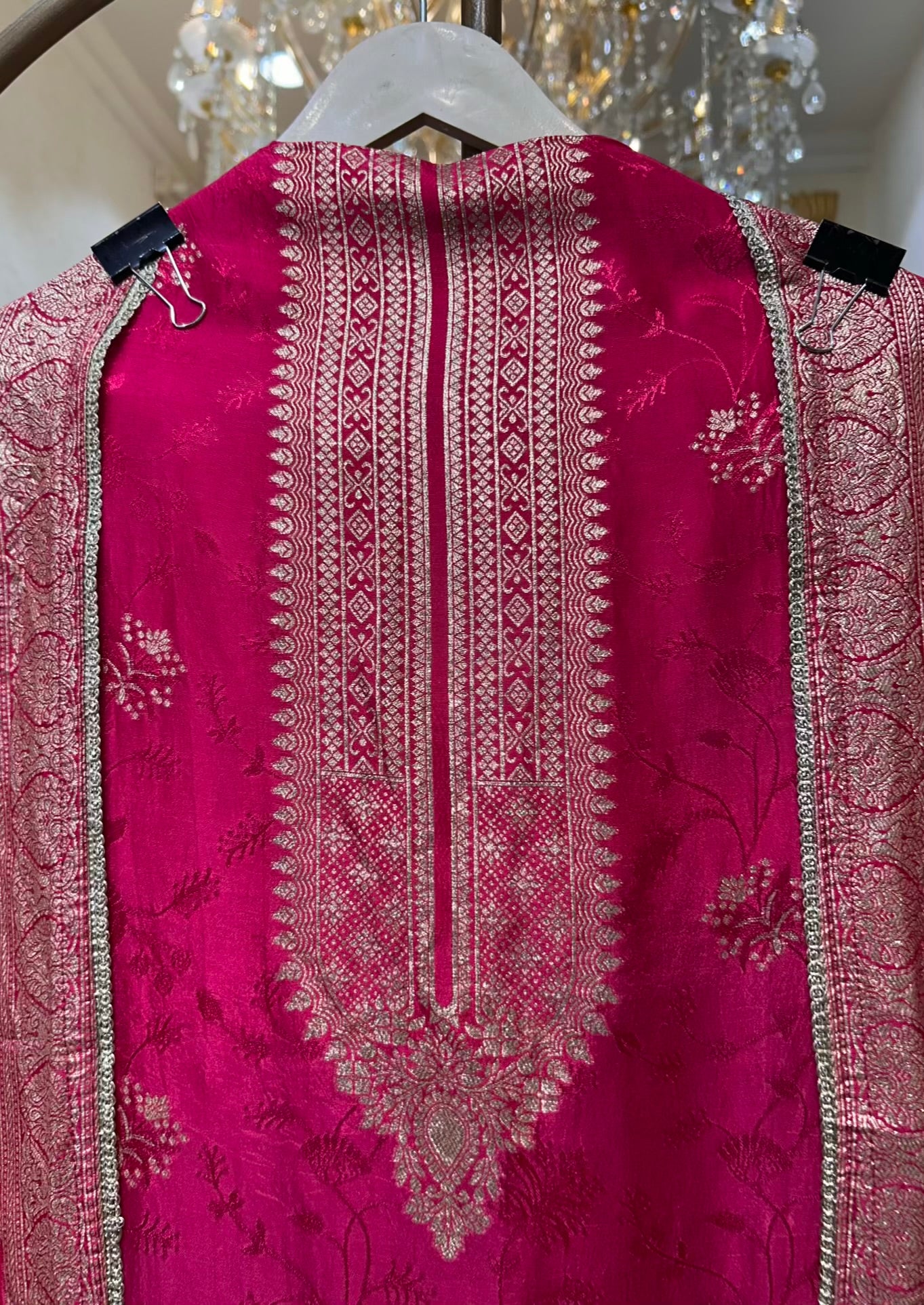 Elira Banarasi Loom Suit (Magenta)