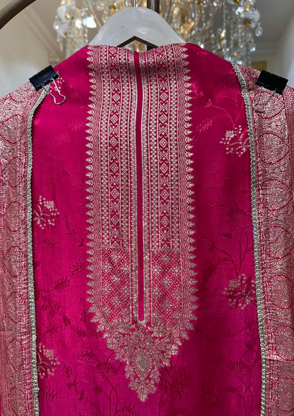 Elira Banarasi Loom Suit (Magenta)