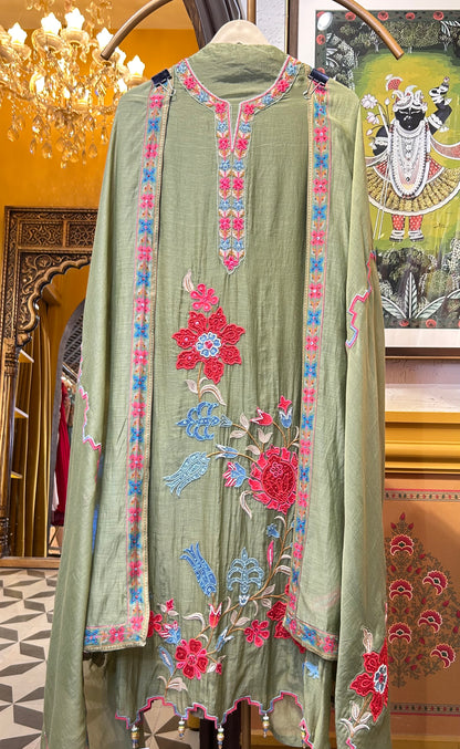 Éloria Pearl Suit