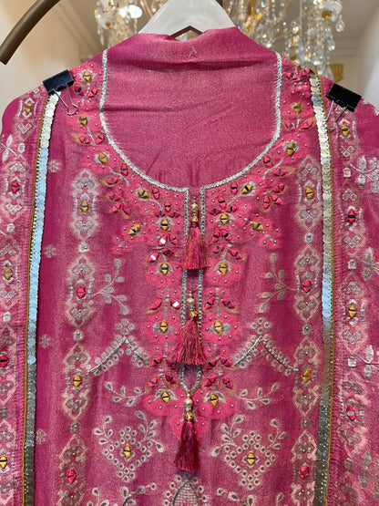 Mehraz Gota Élan Suit (Pink)