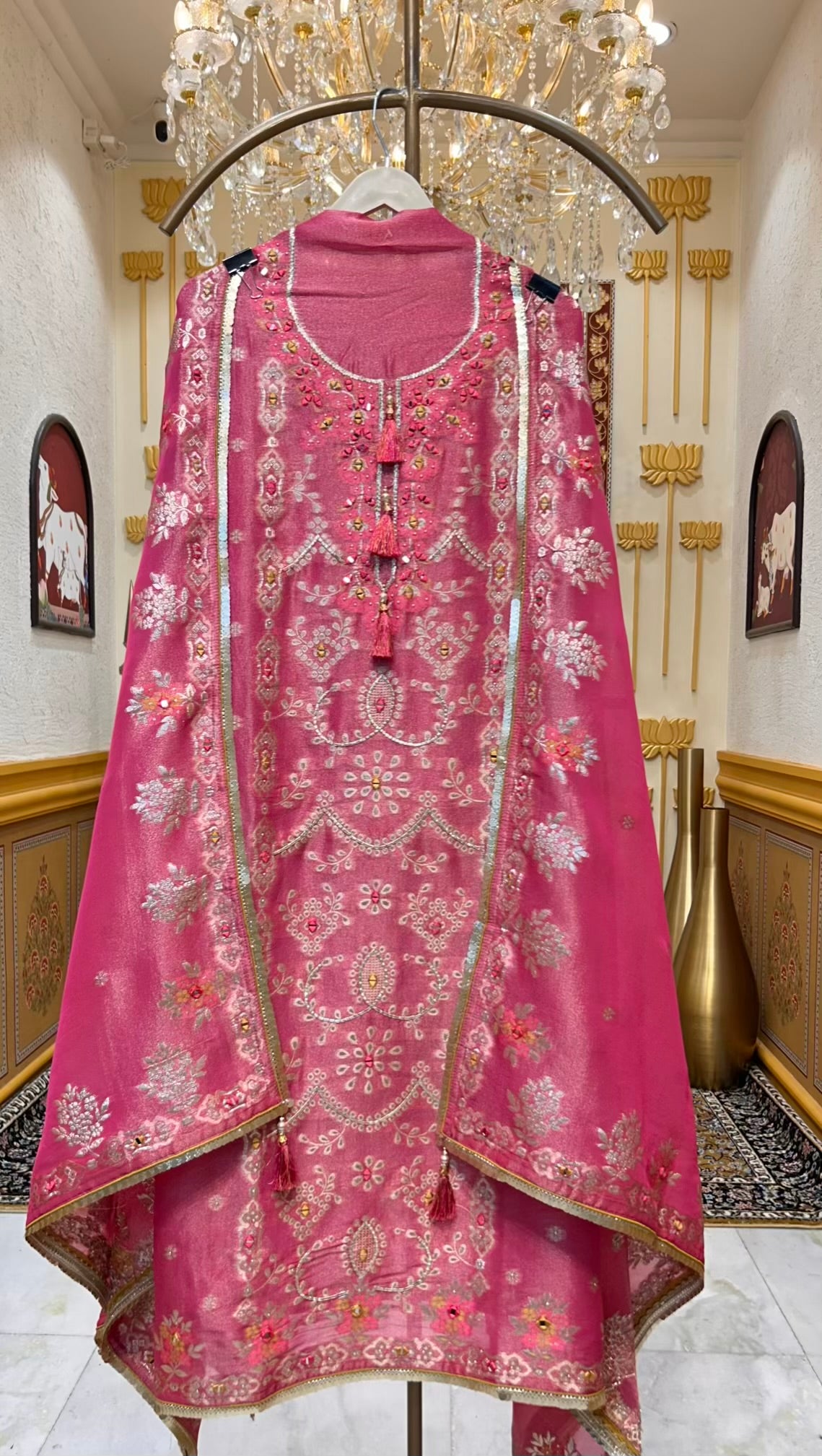 Mehraz Gota Élan Suit (Pink)