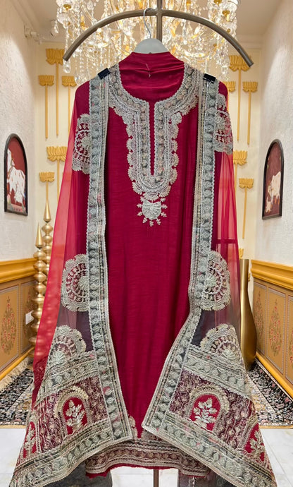 Zaylira Dori Gul Suit (Maroon)