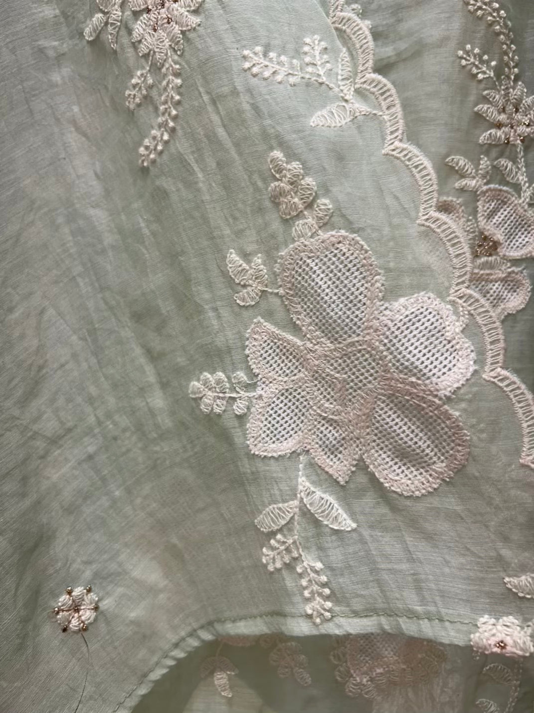 Liora Thread Veil Chanderi Sui