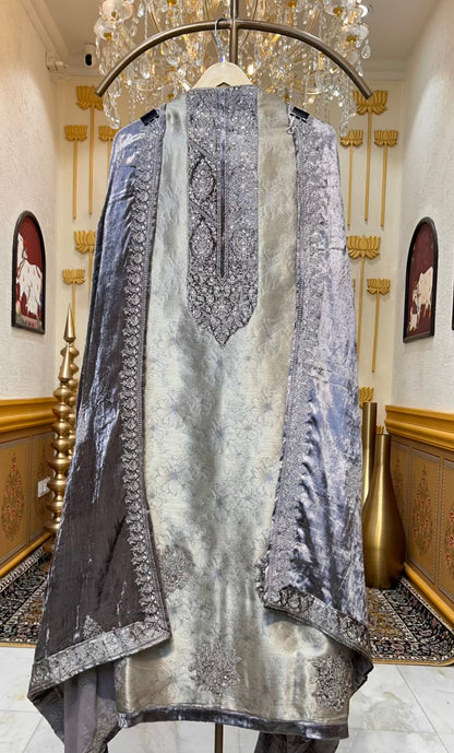 Ruhmeena Velvet Mosaic Suit (Ivory)