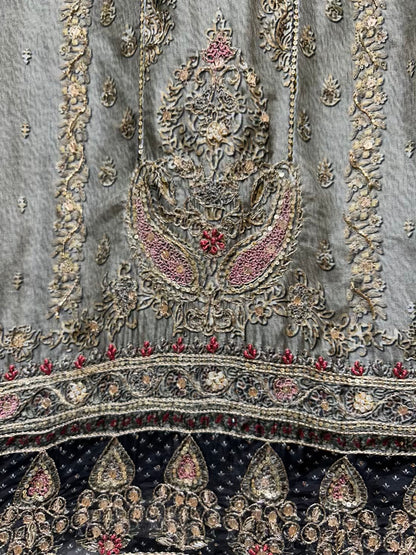 Ishmira Zari Flow Suit (Pista Green)