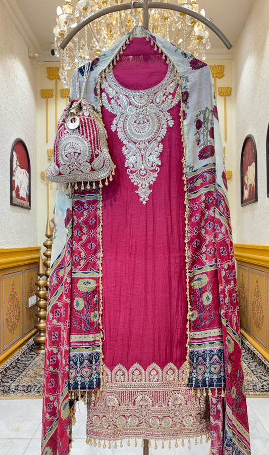 Sunehri Varnika Suit