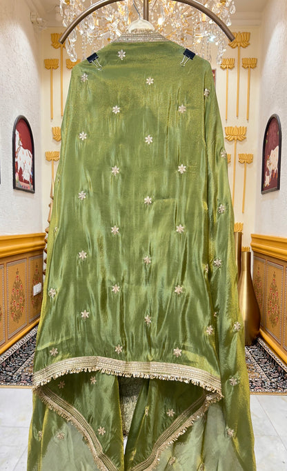 Noorayra Pita Zari Banarasi Suit (Green)